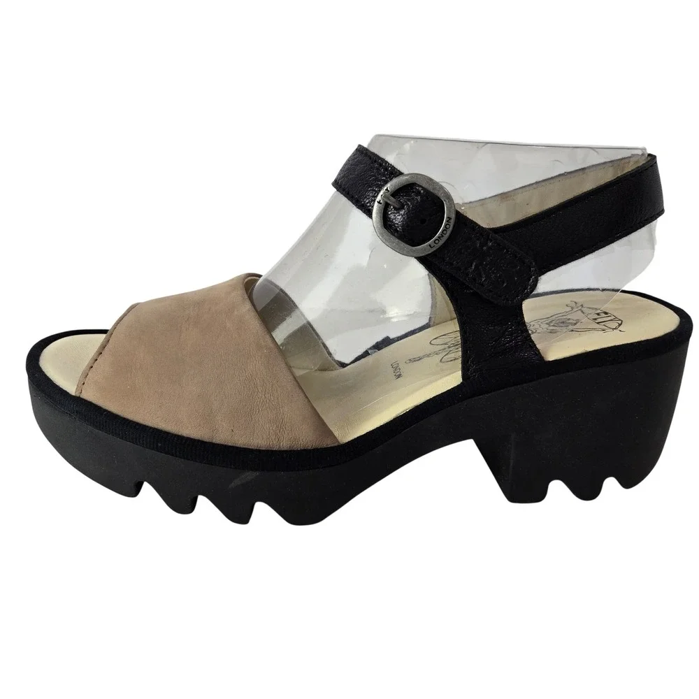 NWT Fly London Size 9 Platform Sandals Black Leather Sole Buckle Strap #1111